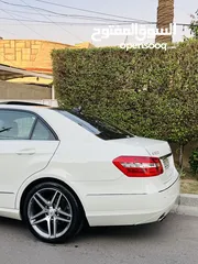  1 Mercedes E300 2011