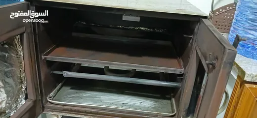  2 ,,فرن عربي صالح بحالة جيدة مع ساعة غاز وبربيش جاهز للاستخدام