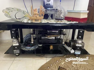 4 طقم كنب للبيع بحالة جيدة جدا