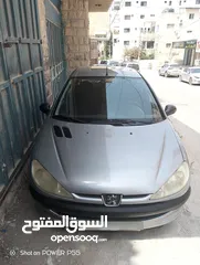  3 سيارة بيجو للبيع بحالة ممتازة السيارة جديده وكلشي فيها بالنايلون