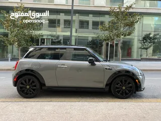  6 MiniCooper S electric 2023