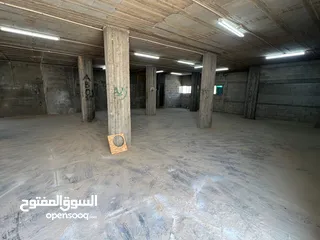 2 مخازن للإيجار