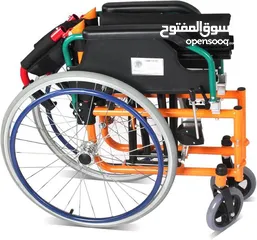  4 كرسي متحرك للأطفال "نخب اول"  عرض المقعد 36 cm متحرك جوانب وارجل