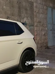  7 سكودا فابيا ترخيص 2015 للبيع كاش أو دفعه وشكات السياره جديده ما شاء الله.