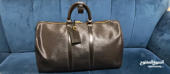  1 Louise viutton keepall