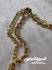  19 حقيبة يد أنيقة لون مميز  - تصميم يدوي بخيوط فاخرة وسلسلة ذهبية لإطلالة ناعمة وعصرية.