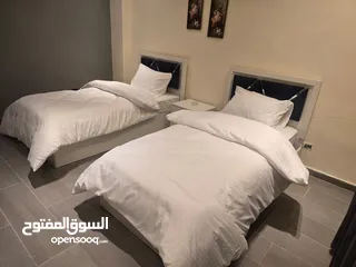  6 شاليه مميز للبيع في الغور بجانب فندق البحيرة، جاهز بالكامل يصلح للإستثمار من المالك مباشرة