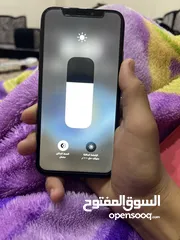  5 آيفون للبيع