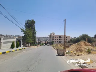  3 مرج الحمام حوض ام عريجات ارض 1200م سكن أ تبعد 1200م عن دوار الدلة بسعر ممتاز