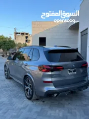  2 BMW X5 50e