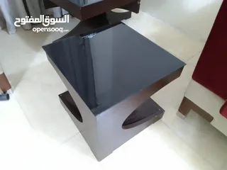  2 طبلات صناعه تركيه ماركه قطعه كبيرة مع 4 قطع صغيرة جديده غير مستعملة