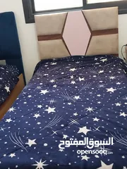  1 تخت تفصيل  مفرد مستعمل بحالة الجديد