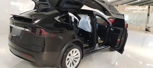  4 Tesla Model X D100 2018