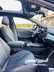  23 ‏Volkswagen ID6 black edition