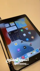  1 ‏ipad 8th generation مع قلم ستايلس بدعم راحة اليد