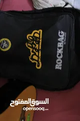  4 جيتار legend شبه جديد مع شنتة ونضيف موديل CG155YN خشب اصلي وفريت بورد نضيفة جديدة