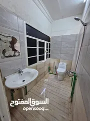  5 استديوهات مفروشه الخوير قريب الخدمات اسعار 150 الي 180ريال شامله الفواتير Furnished studios Khuwair