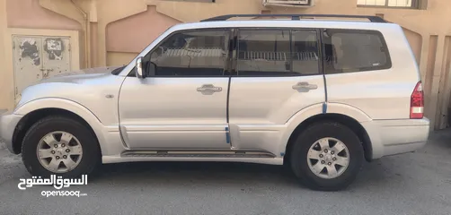  3 Mitsubishi pajero