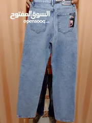  3 pantallon jeans boy taille :s avec ticket neuf 13-14