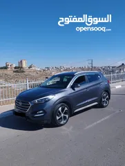  3 جيب هونداي توسان للبيع 2017 بنزين