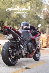  7 للبيع او للبدل على سيارة  yamaha R1