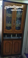  3 اثاث مستعمل طقم كنب 9 مقاعد مع بوفيه 3 قطع وطاولة تلفاز وطاولة زاوية