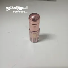  1 عطر دهن متوفر