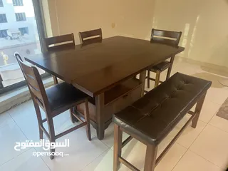  1 dining table in good condition as a new  for sale