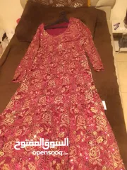  3 ملابس. مستعمله بس جديده استعمال مره واحده فقط