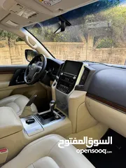  16 تويوتا لاند كروزر موديل 2016 وارد الشركة أعلى صنف بحالة الوكالة للبيع V8