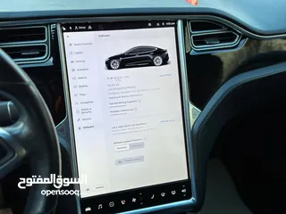  10 Tesla model S