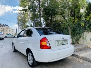  2 هونداي فيرنا 2007 ماتور 1600 سيارة ممتازة جداً وبوضع فوق الممتاز الله يبارك لصاحب التصيب..