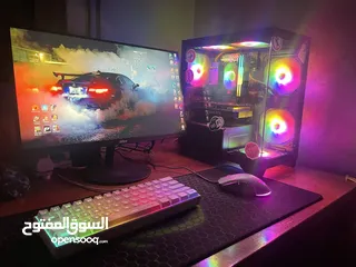  4 بي سي استعمال خفيف و نضيف جدا بسعر قوي