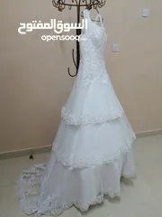  2 فستان زفاف للبيع بسعر مغري مع هدية رائعة