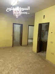  5 بيت طابقين مستقل للبيع على شارع مباشرة