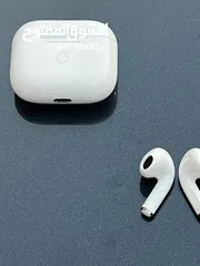  3 سماعه Airpods 4