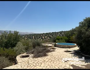  1 مزرعة للبيع   بأجمل  مناطق الصبيحي (ميسرة) على قمة الجبل ذو اطلالة خلابة