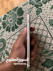  4 Iphone se2 للبيع