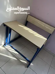 3 مقاعد مدرسية مستعملة للبيع
