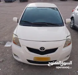  2 toyota yaris