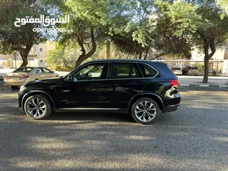  24 BMW X5 موديل 2014 V8