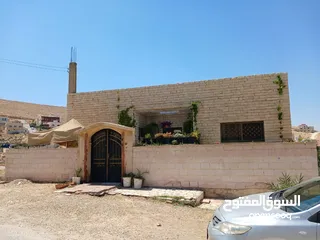  1 منزل بيت شقة مستقل للبيع مع حديقة وكراج وشرفة الزرقاء ضاحية البستان