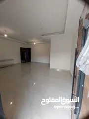  6 ام السماق  165م وتراس أمامي  وتراس وخلفي