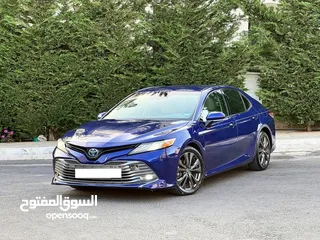  1 Toyota Camry 2018 XLE