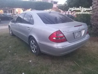  4 مرسيدس بينز E240