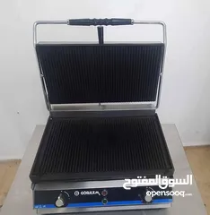  3 عده مطعم نظيفه استخدام قليل