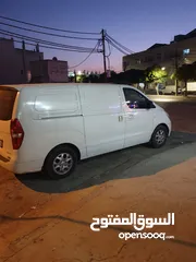  8 باص فان هونداي موديل 2010