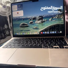  2 MacBook Air 13.6