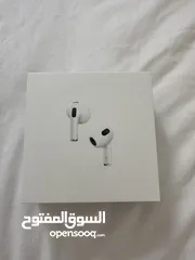  4 Airpods 3 for sale