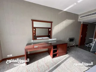  10 اثاث غرف نوم فندقي 5 نجوم للبيع   للغرفة تتكون من 8 قطع للشاليهات والفنادق والمنازل